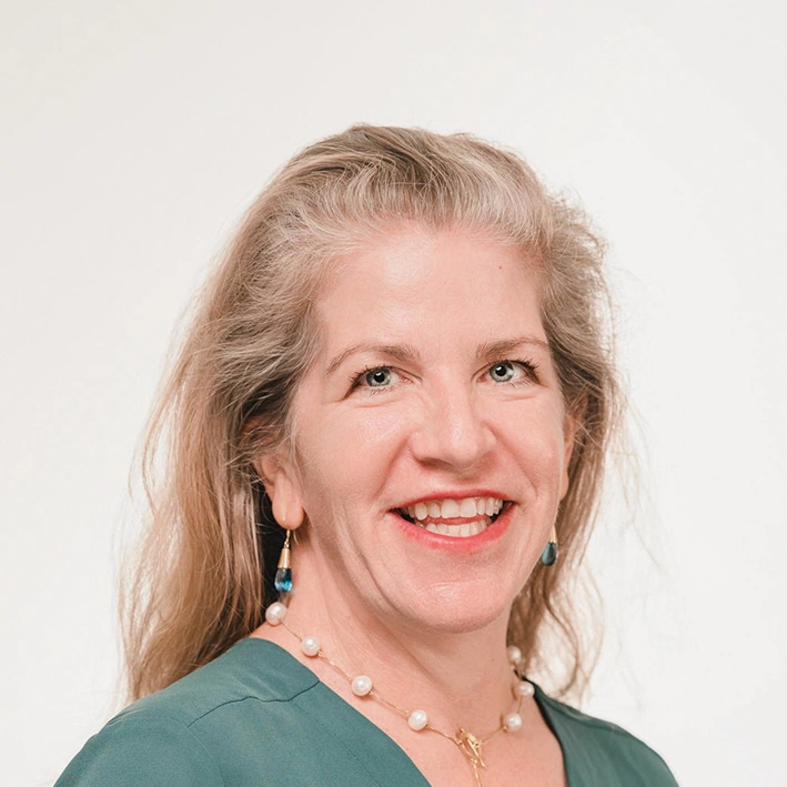Ms Heidi Hattenbach